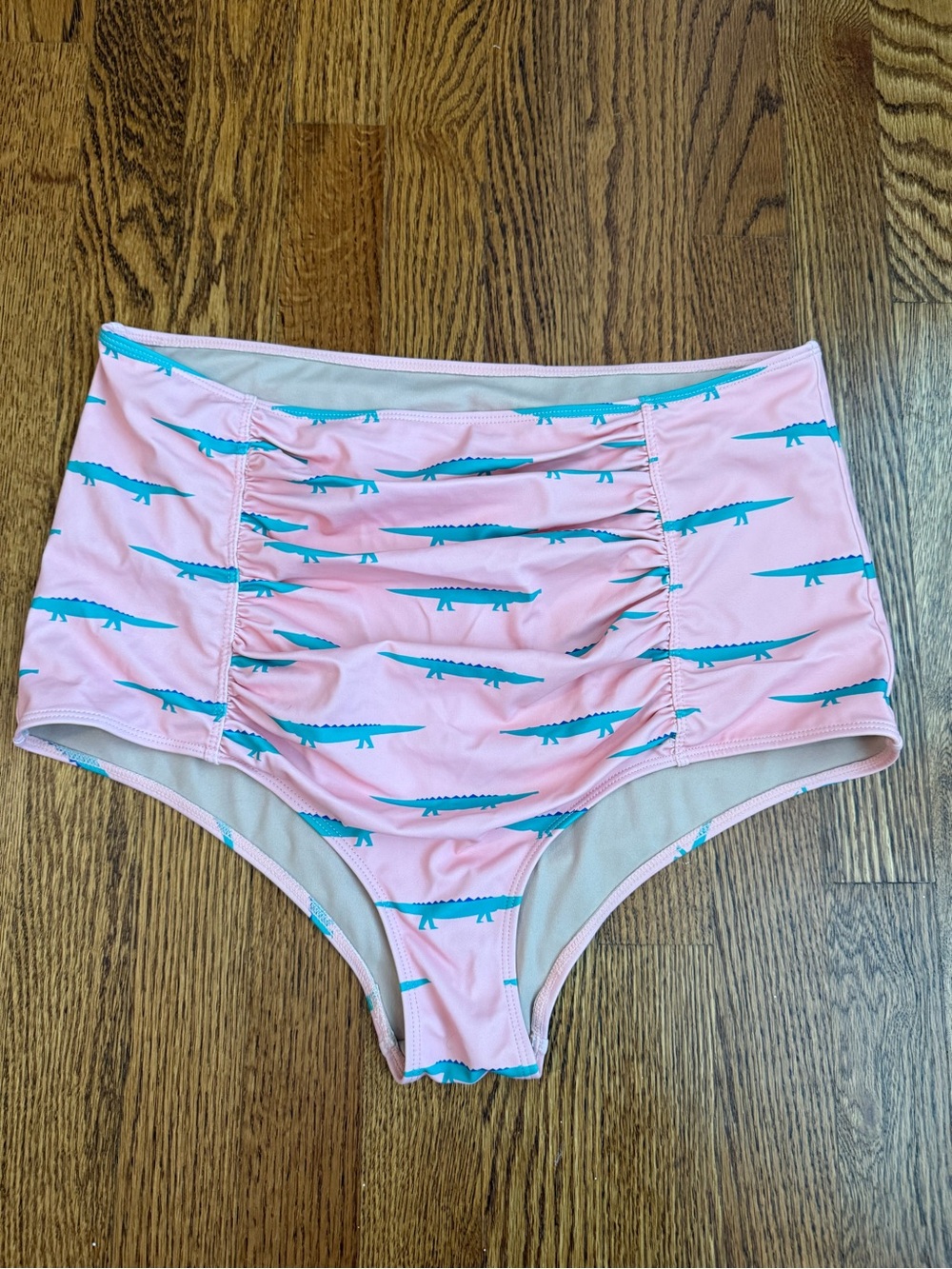 High-Waist Pink Bikini Bottoms with Teal Alligator Print